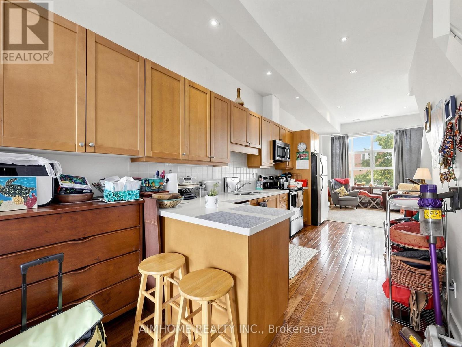 1089 Dundas Street E, Toronto, Ontario  M4M 1R9 - Photo 20 - E13757818