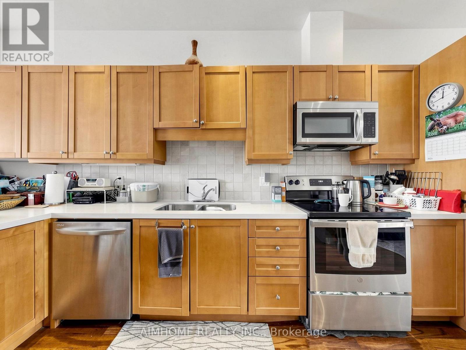 1089 Dundas Street E, Toronto, Ontario  M4M 1R9 - Photo 22 - E13757818