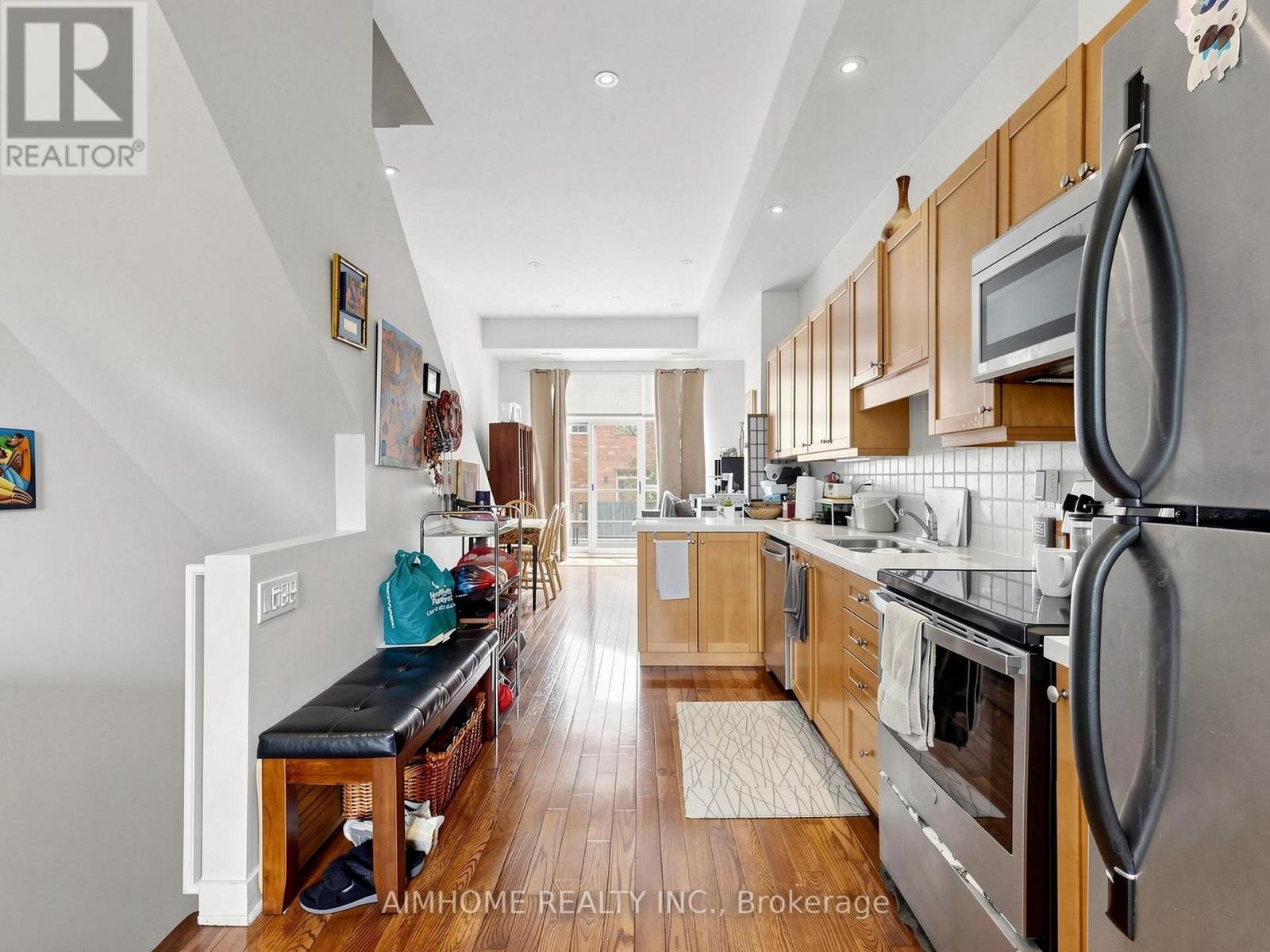 1089 Dundas Street E, Toronto, Ontario  M4M 1R9 - Photo 23 - E13757818