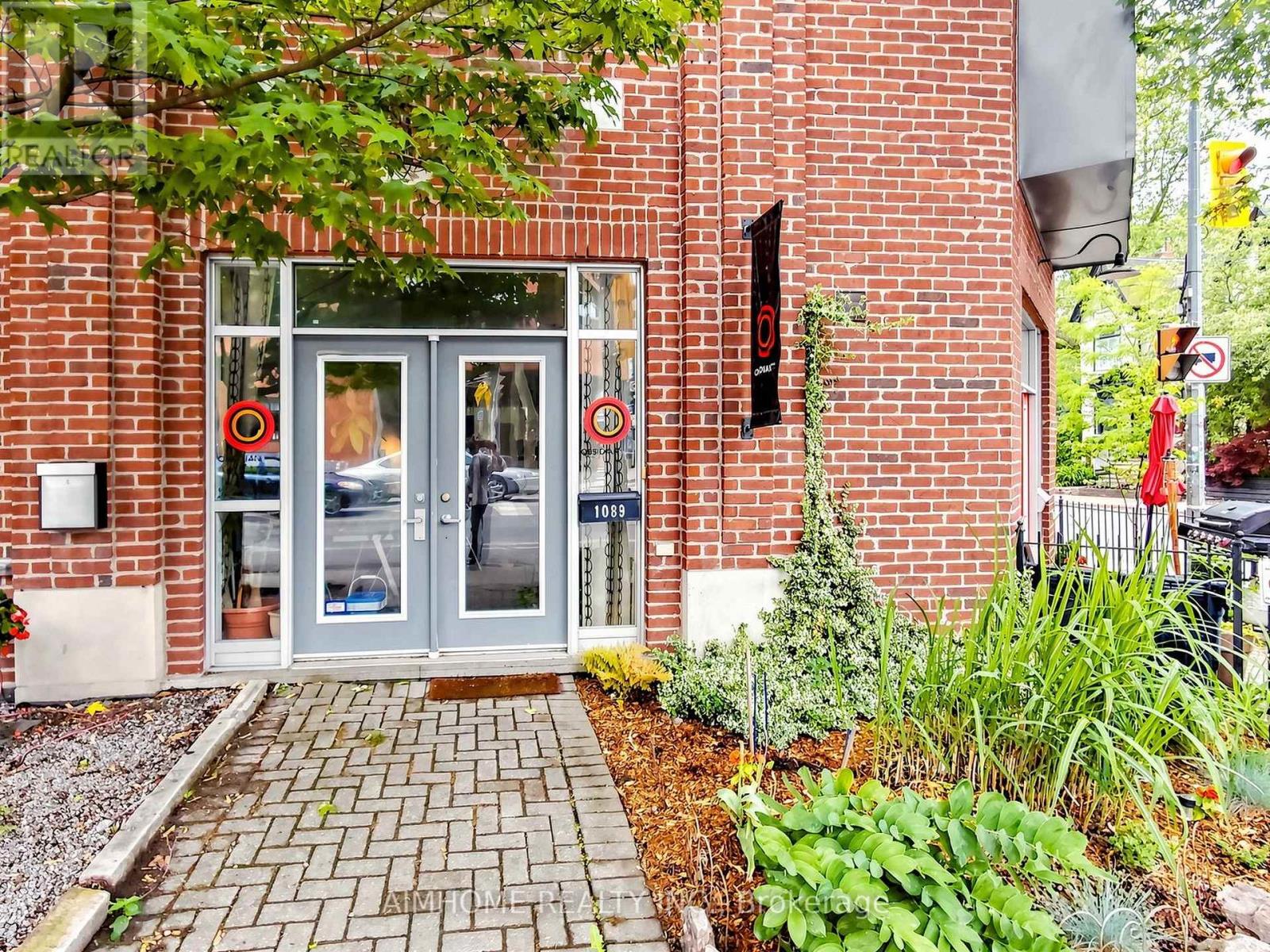 1089 Dundas Street E, Toronto, Ontario  M4M 1R9 - Photo 3 - E13757818