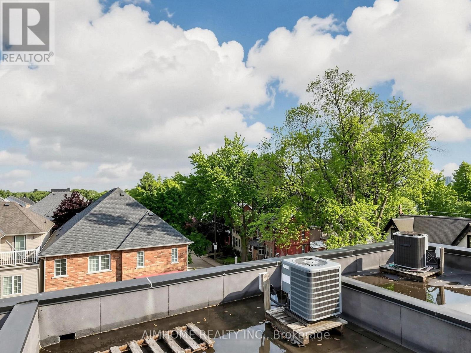 1089 Dundas Street E, Toronto, Ontario  M4M 1R9 - Photo 33 - E13757818