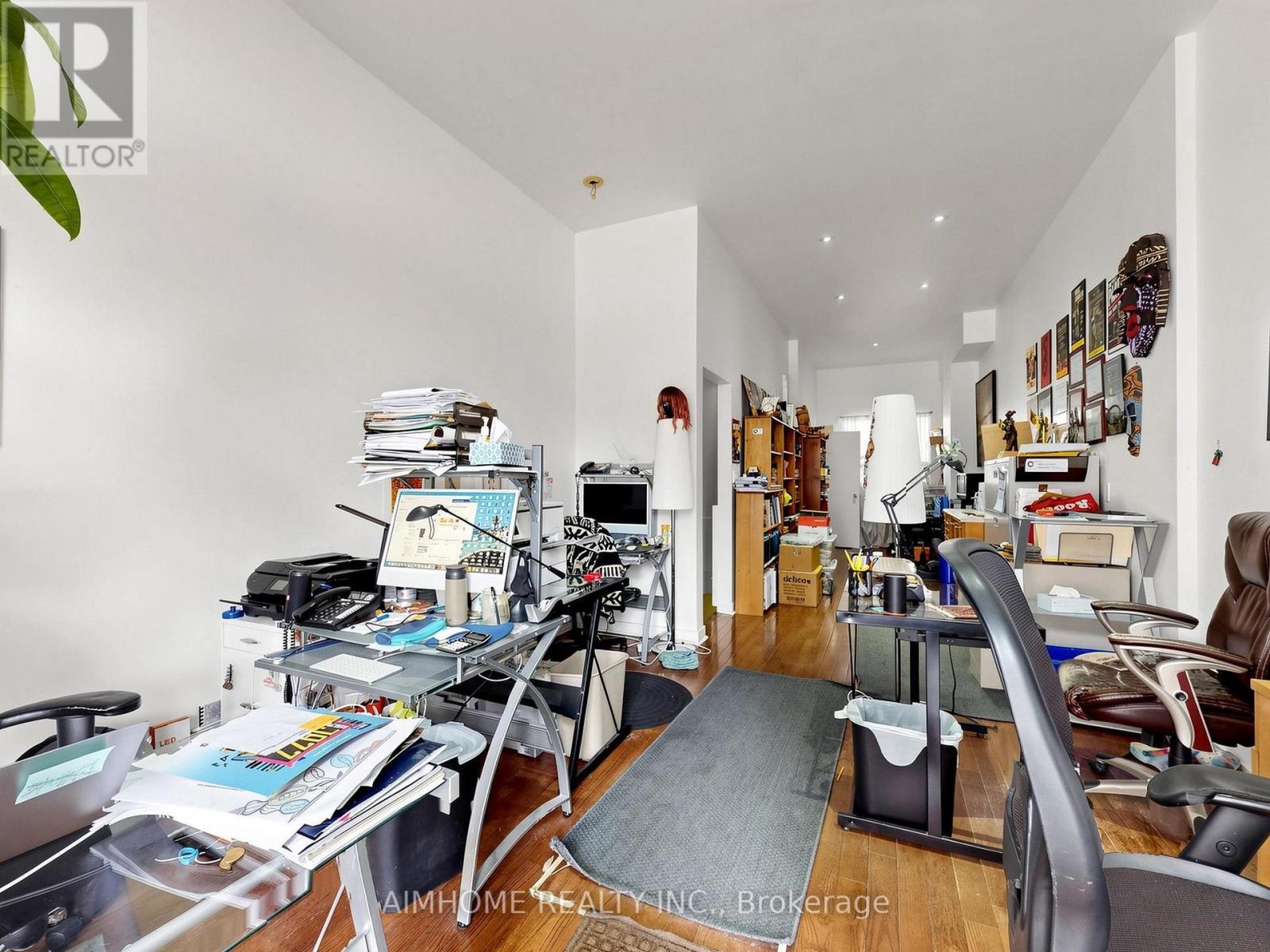 1089 Dundas Street E, Toronto, Ontario  M4M 1R9 - Photo 5 - E13757818