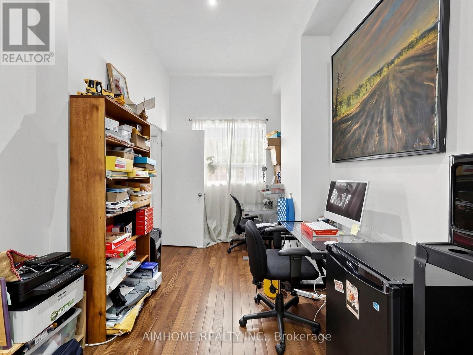 1089 Dundas Street E, Toronto, Ontario  M4M 1R9 - Photo 6 - E13757818