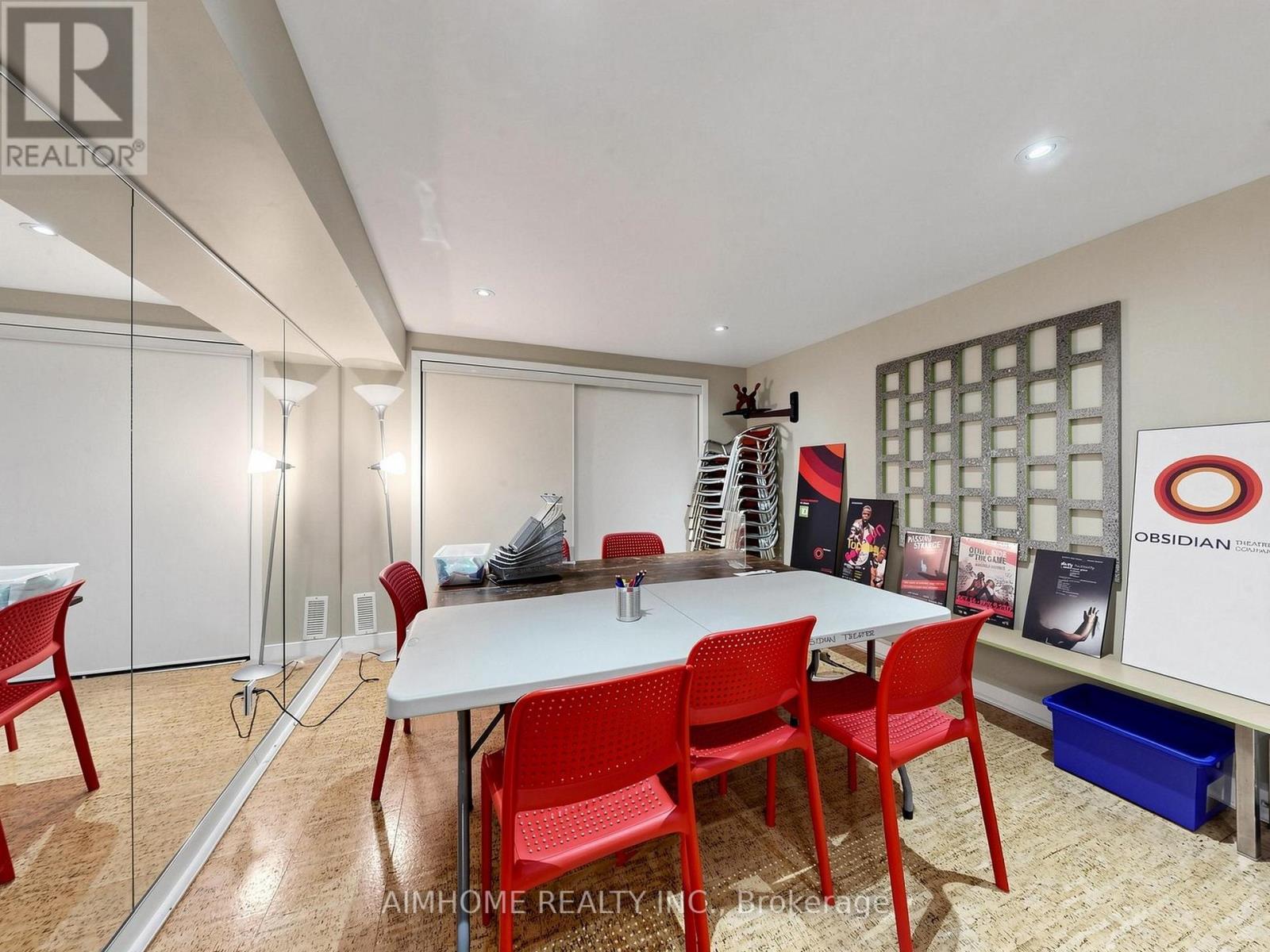 1089 Dundas Street E, Toronto, Ontario  M4M 1R9 - Photo 9 - E13757818