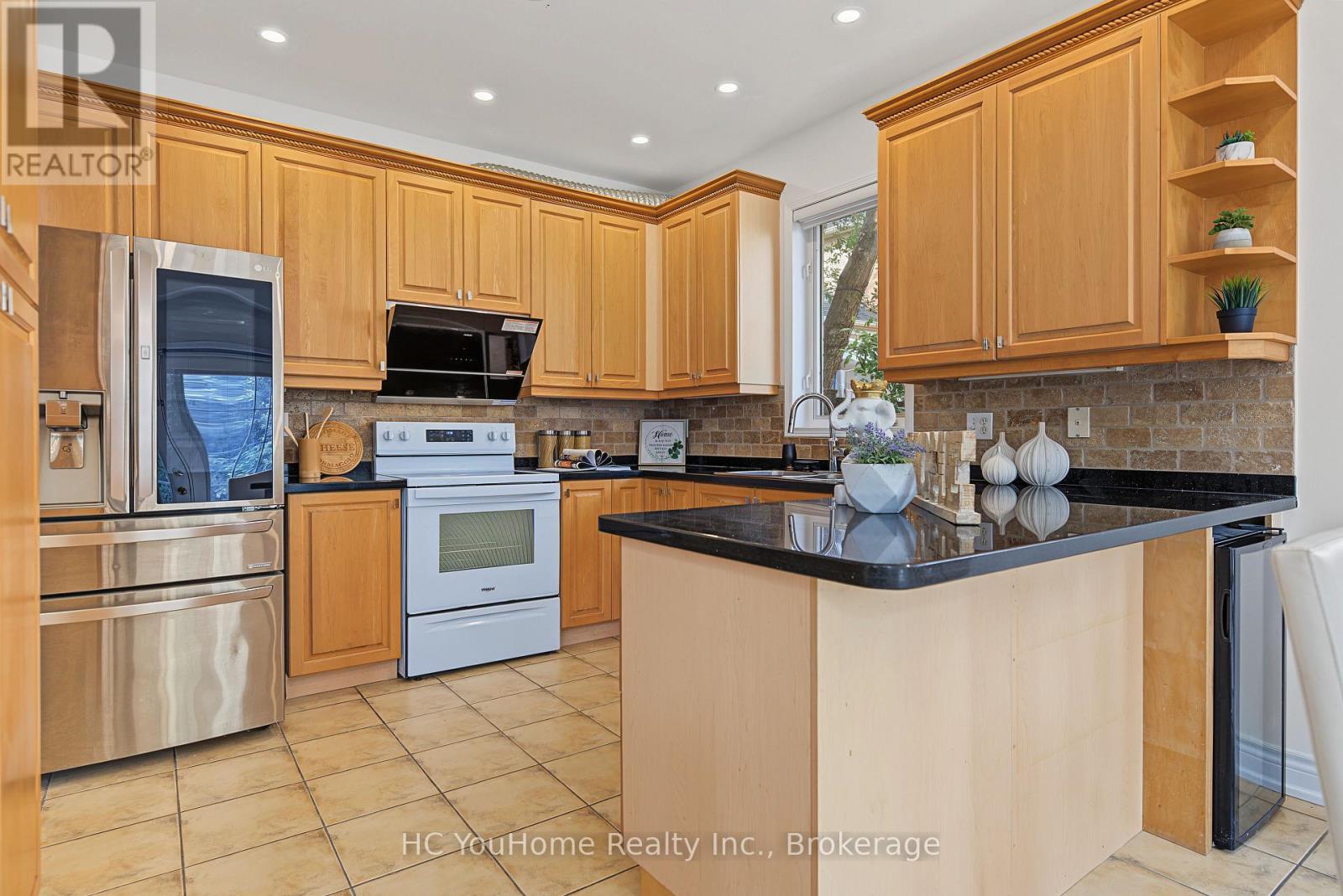 39 Emery Hill Boulevard, Markham, Ontario  L6C 2W7 - Photo 19 - N13757810