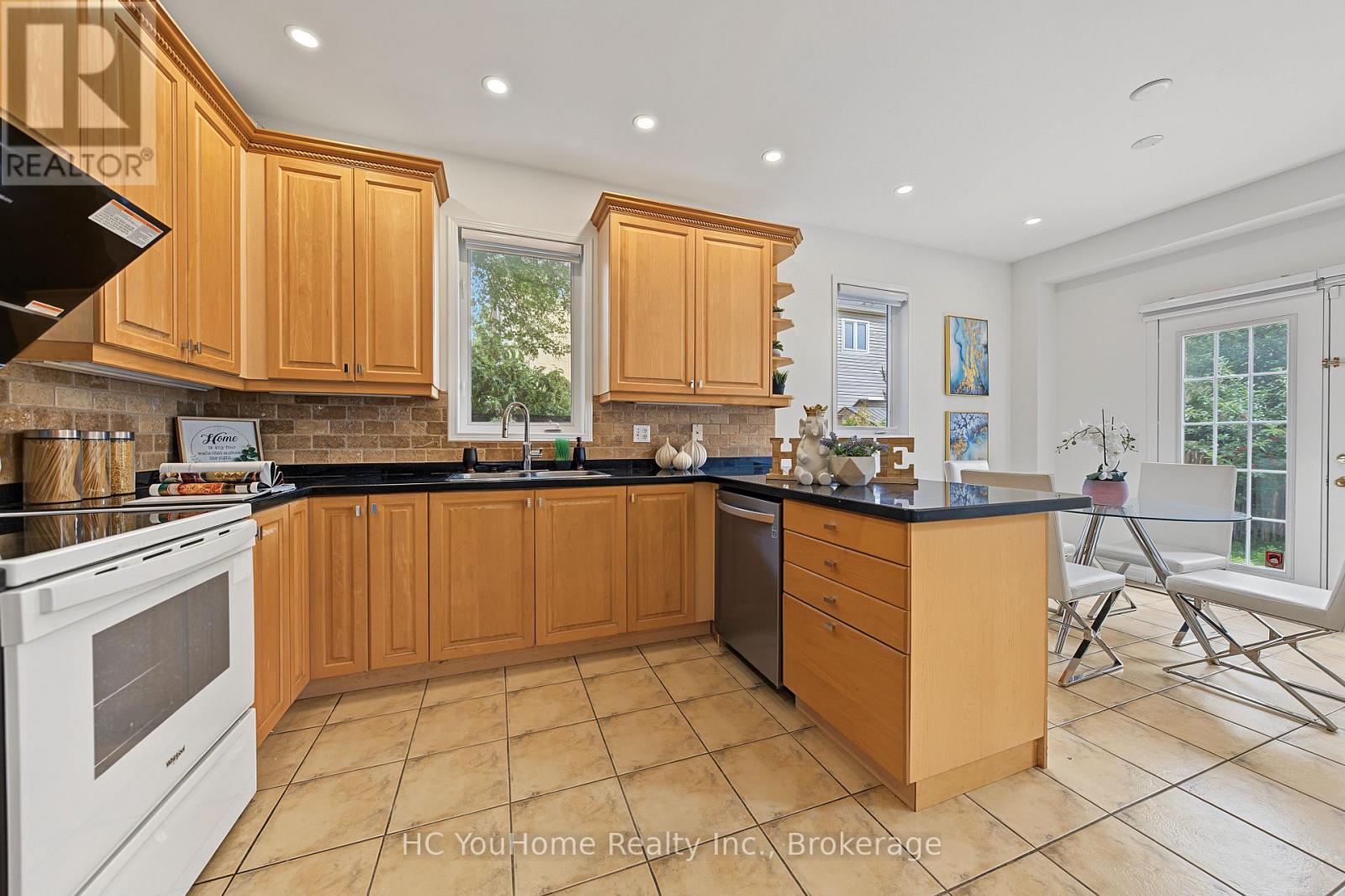 39 Emery Hill Boulevard, Markham, Ontario  L6C 2W7 - Photo 22 - N13757810