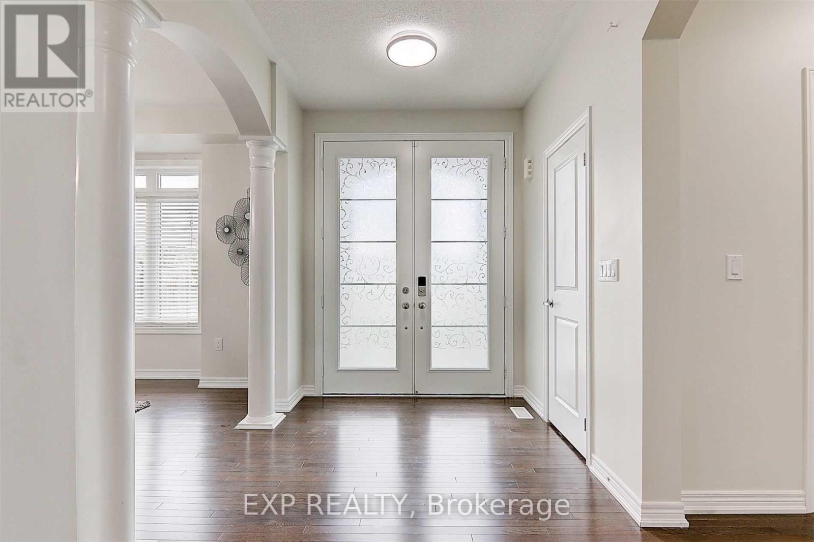 500 Mcgregor Farm Terrace, Newmarket, Ontario  L3X 0H7 - Photo 4 - N13757846