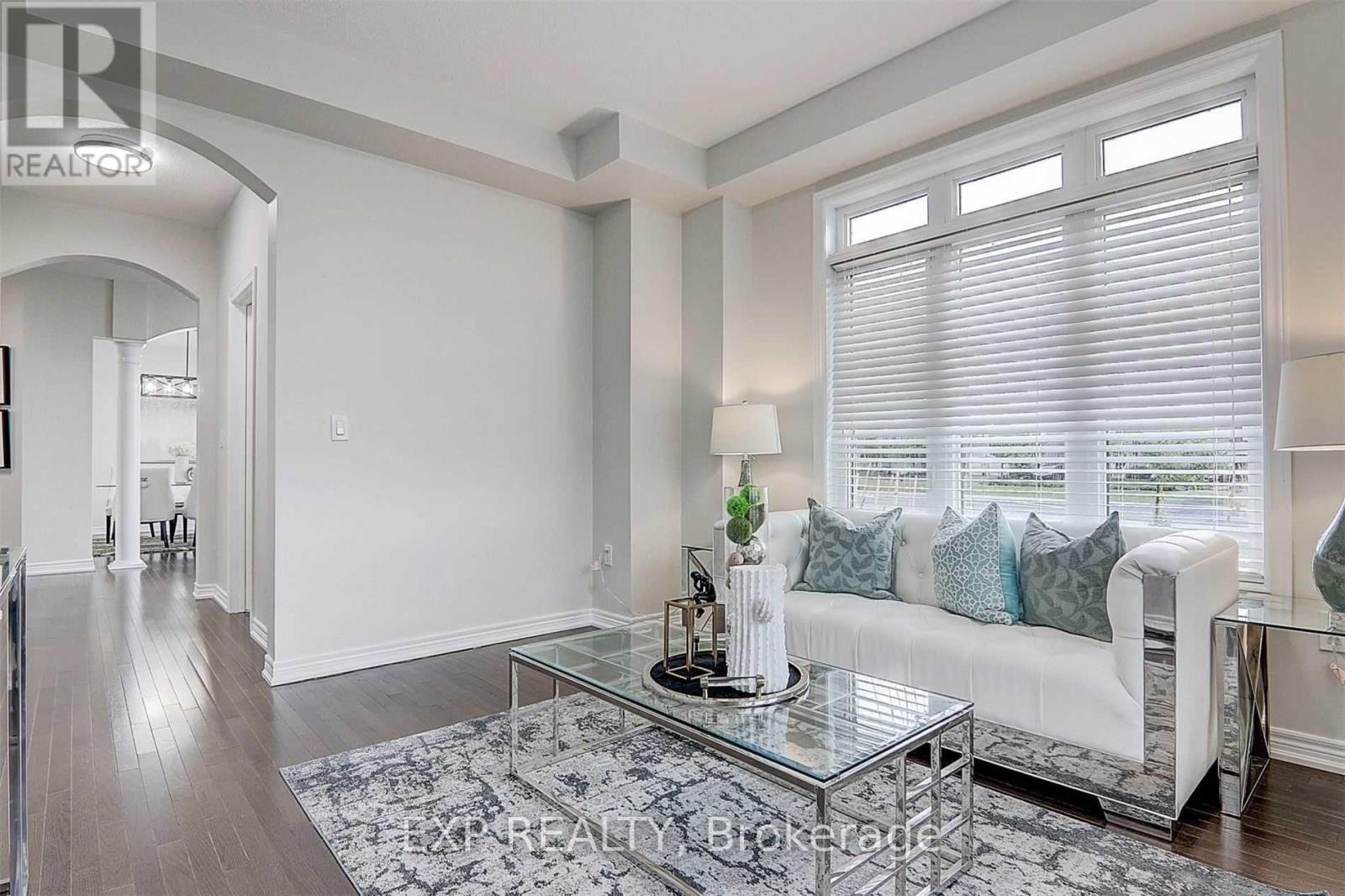 500 Mcgregor Farm Terrace, Newmarket, Ontario  L3X 0H7 - Photo 6 - N13757846