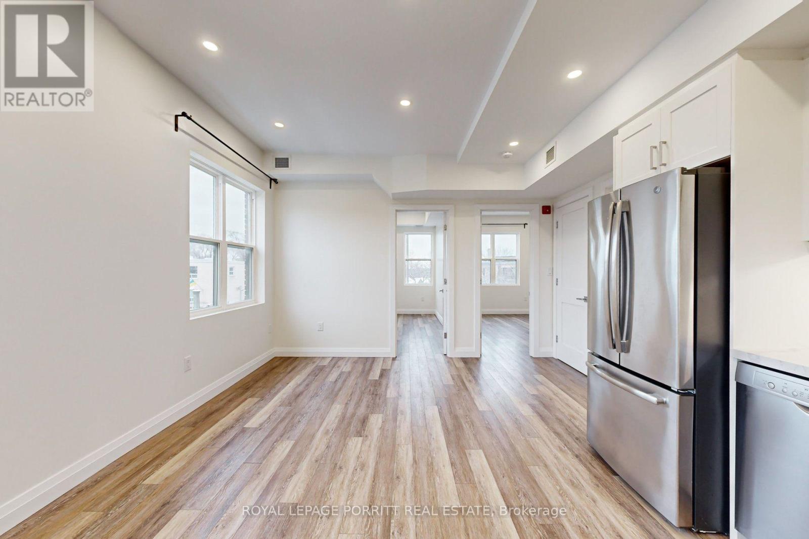 3 - 254 Armadale Avenue, Toronto, Ontario  M6S 3K4 - Photo 10 - W13757858