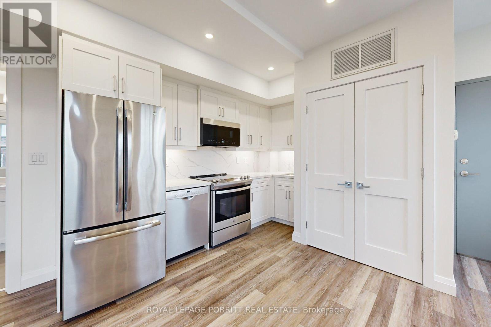 3 - 254 Armadale Avenue, Toronto, Ontario  M6S 3K4 - Photo 13 - W13757858