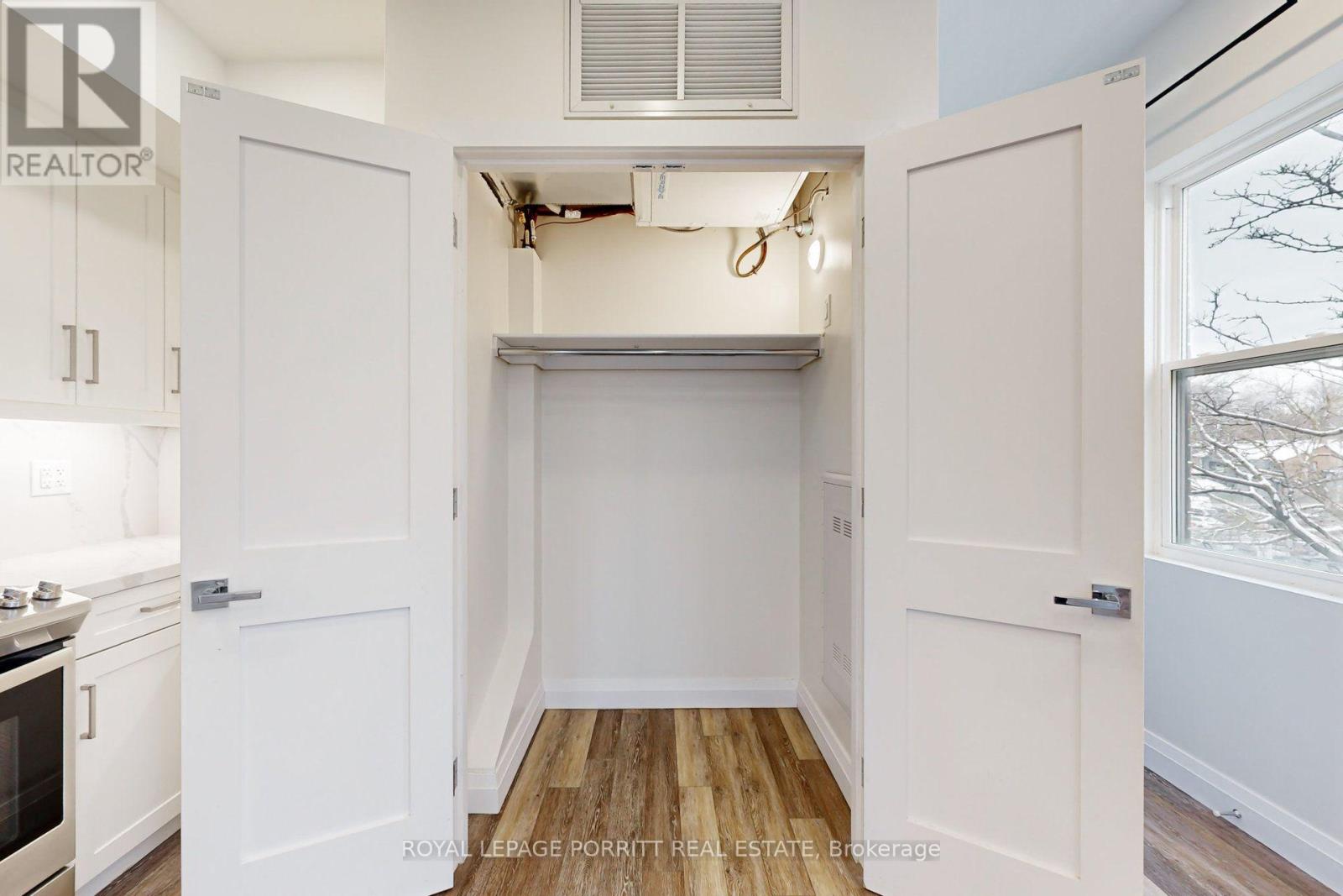 3 - 254 Armadale Avenue, Toronto, Ontario  M6S 3K4 - Photo 17 - W13757858