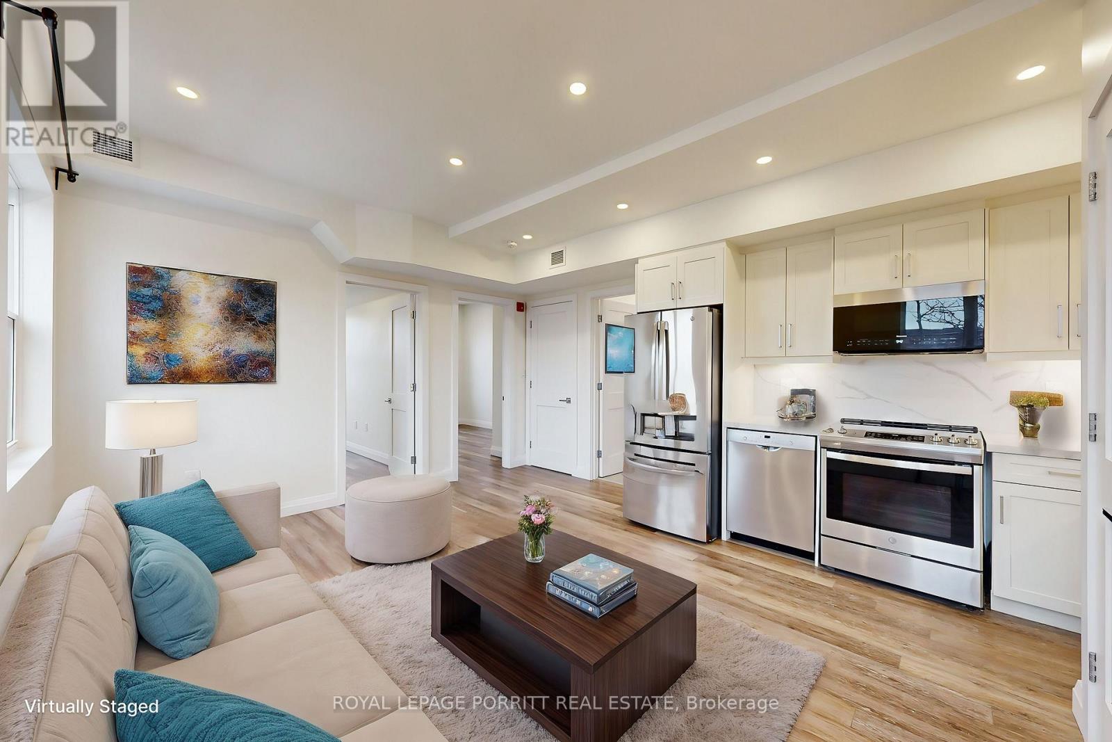 3 - 254 Armadale Avenue, Toronto, Ontario  M6S 3K4 - Photo 2 - W13757858