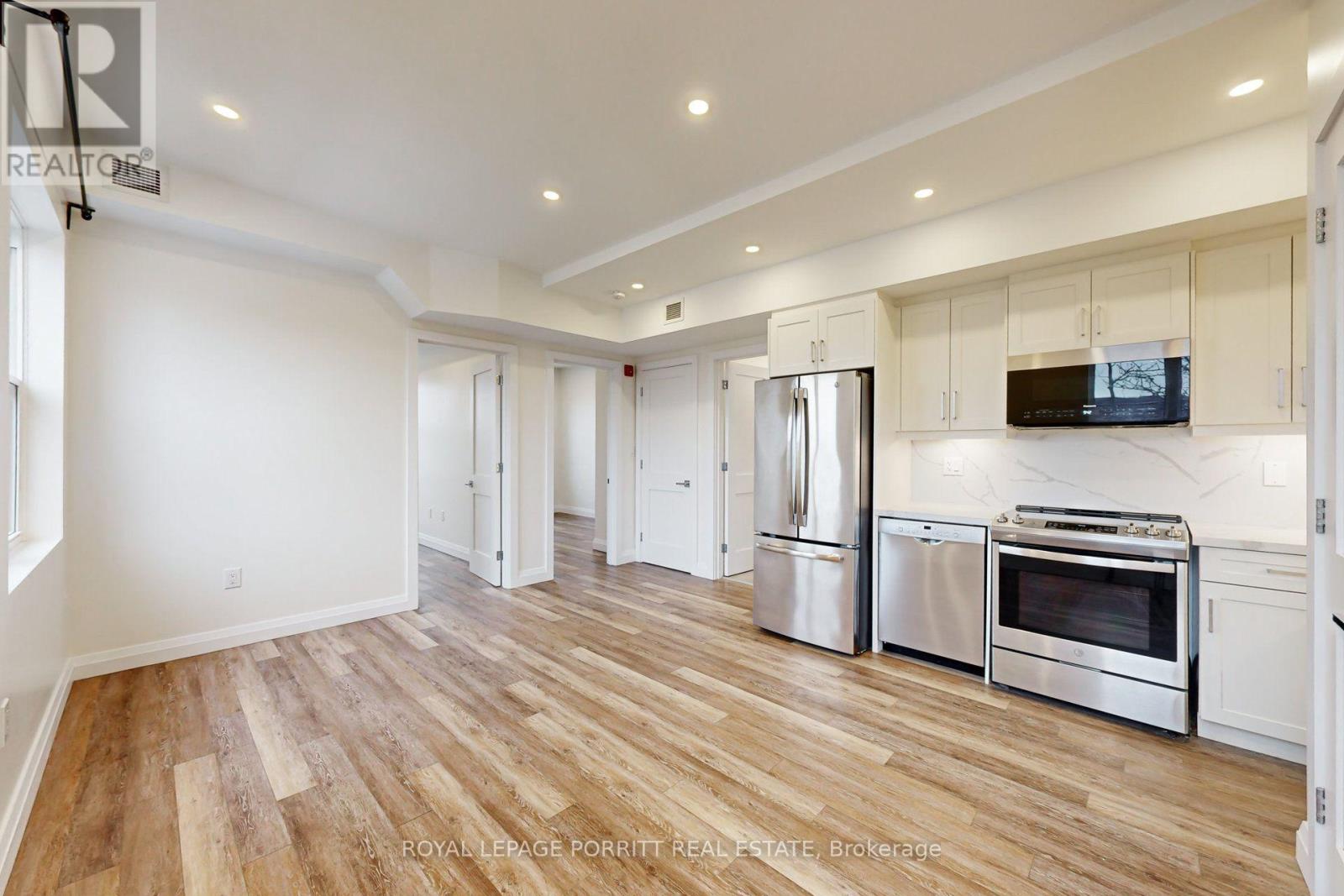 3 - 254 Armadale Avenue, Toronto, Ontario  M6S 3K4 - Photo 5 - W13757858