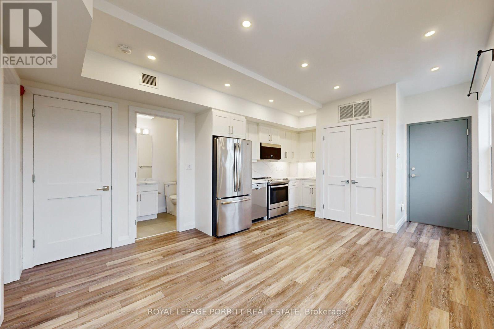 3 - 254 Armadale Avenue, Toronto, Ontario  M6S 3K4 - Photo 6 - W13757858