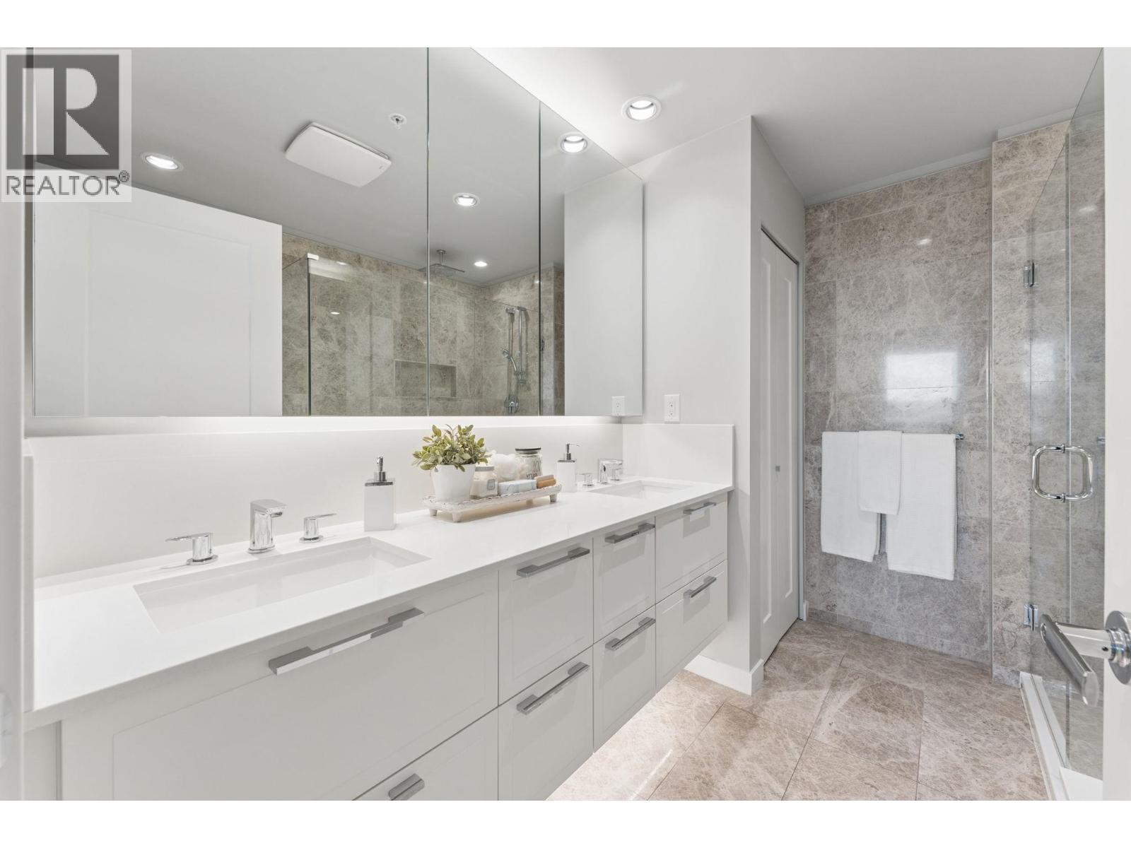 1208 118 Carrie Cates Court, North Vancouver, British Columbia  V7M 0G6 - Photo 20 - R3162422