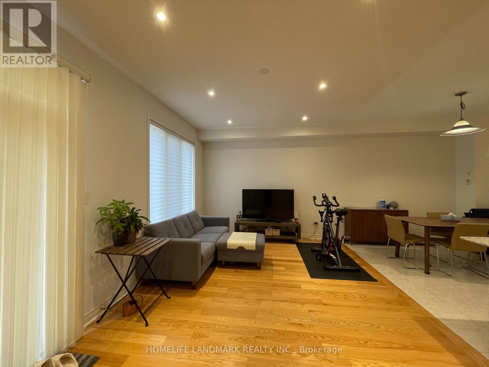 156 Radial Drive, Aurora, Ontario L4G 0Z8 - Photo 13 - N13757866