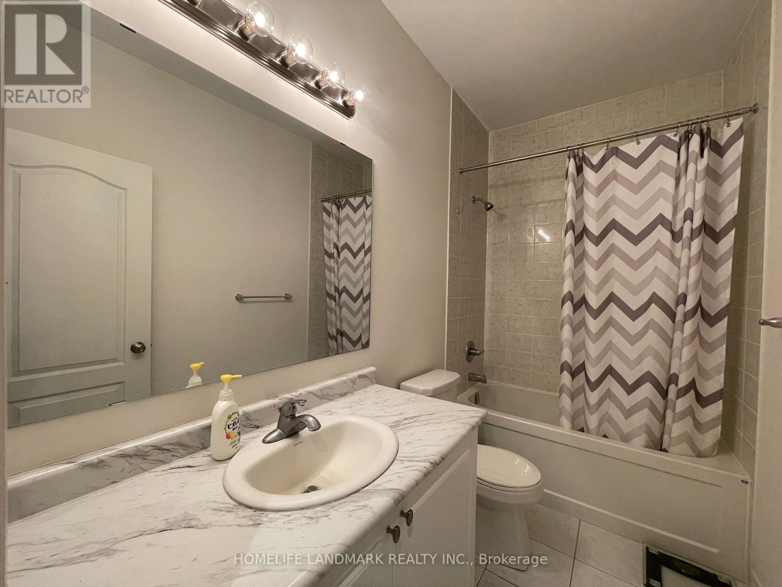 156 Radial Drive, Aurora, Ontario L4G 0Z8 - Photo 19 - N13757866