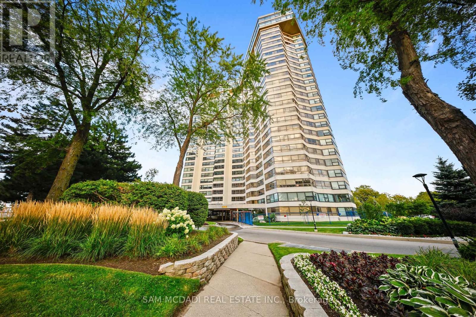 1007 - 1300 BLOOR STREET, Mississauga, Ontario