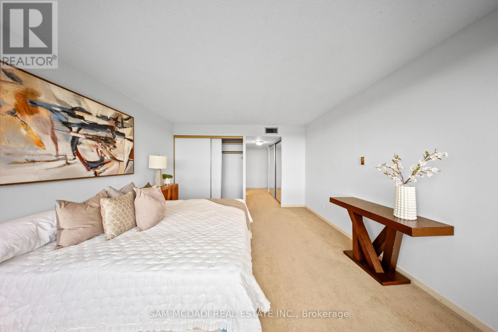 1007 - 1300 Bloor Street, Mississauga, Ontario  L4Y 3Z2 - Photo 15 - W13757878