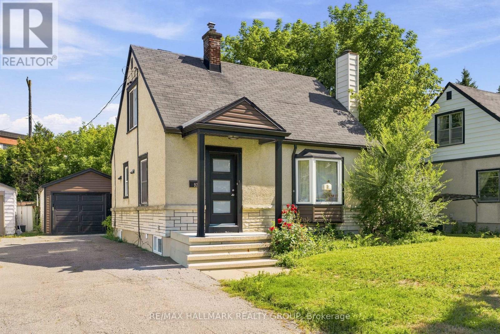 929 Merivale Road, Ottawa, Ontario  K1Z 5Z7 - Photo 2 - X13757728