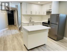 369 SIENNA Crescent Unit# LOWER, Kitchener, Ontario