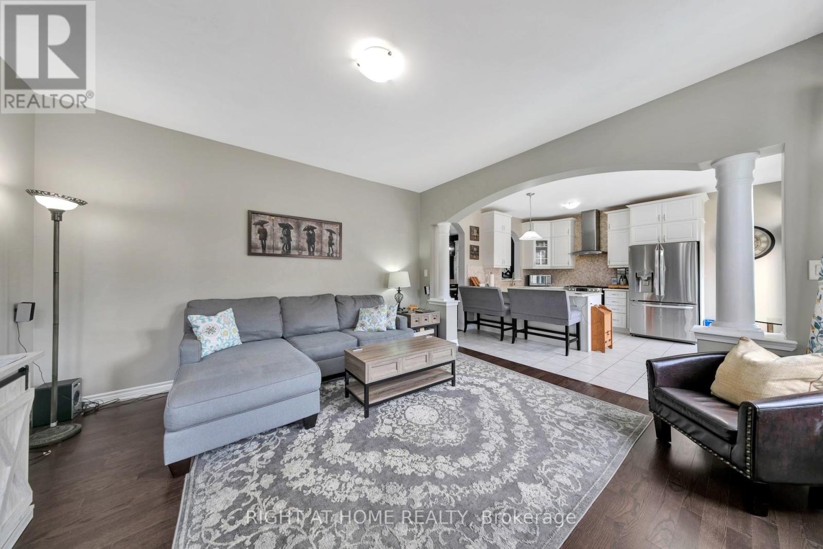 171 Thomas Phillips Drive, Aurora, Ontario  L4G 0X9 - Photo 13 - N13757884