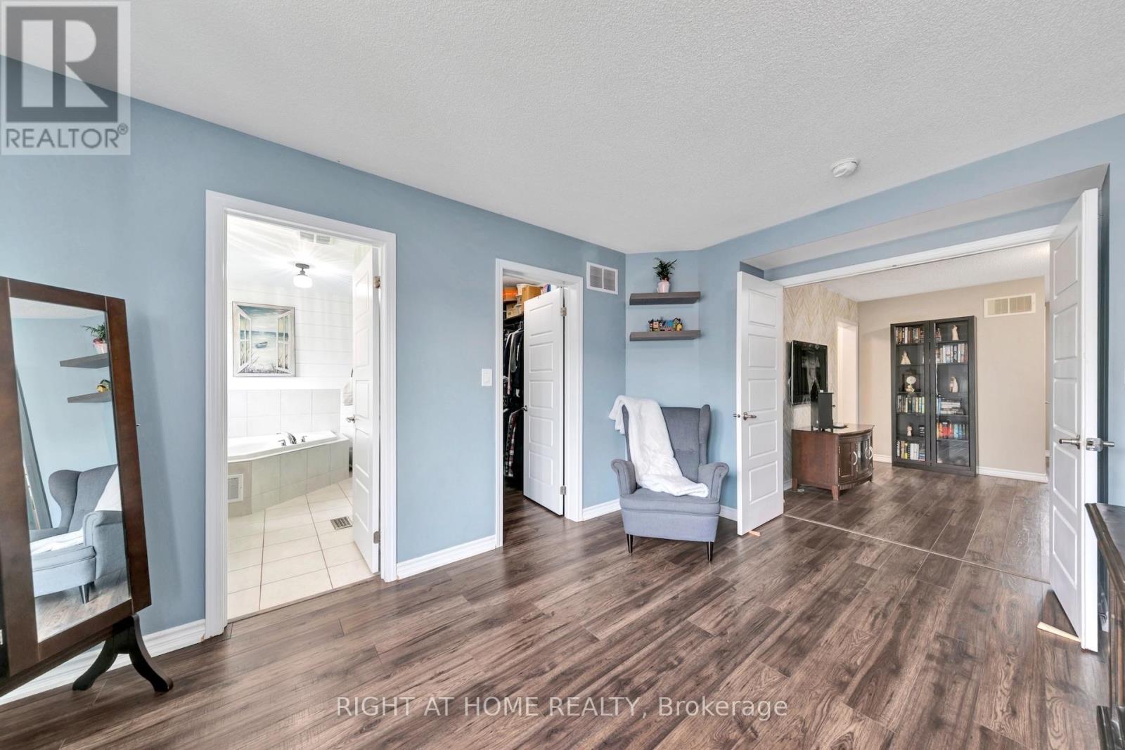 171 Thomas Phillips Drive, Aurora, Ontario  L4G 0X9 - Photo 23 - N13757884