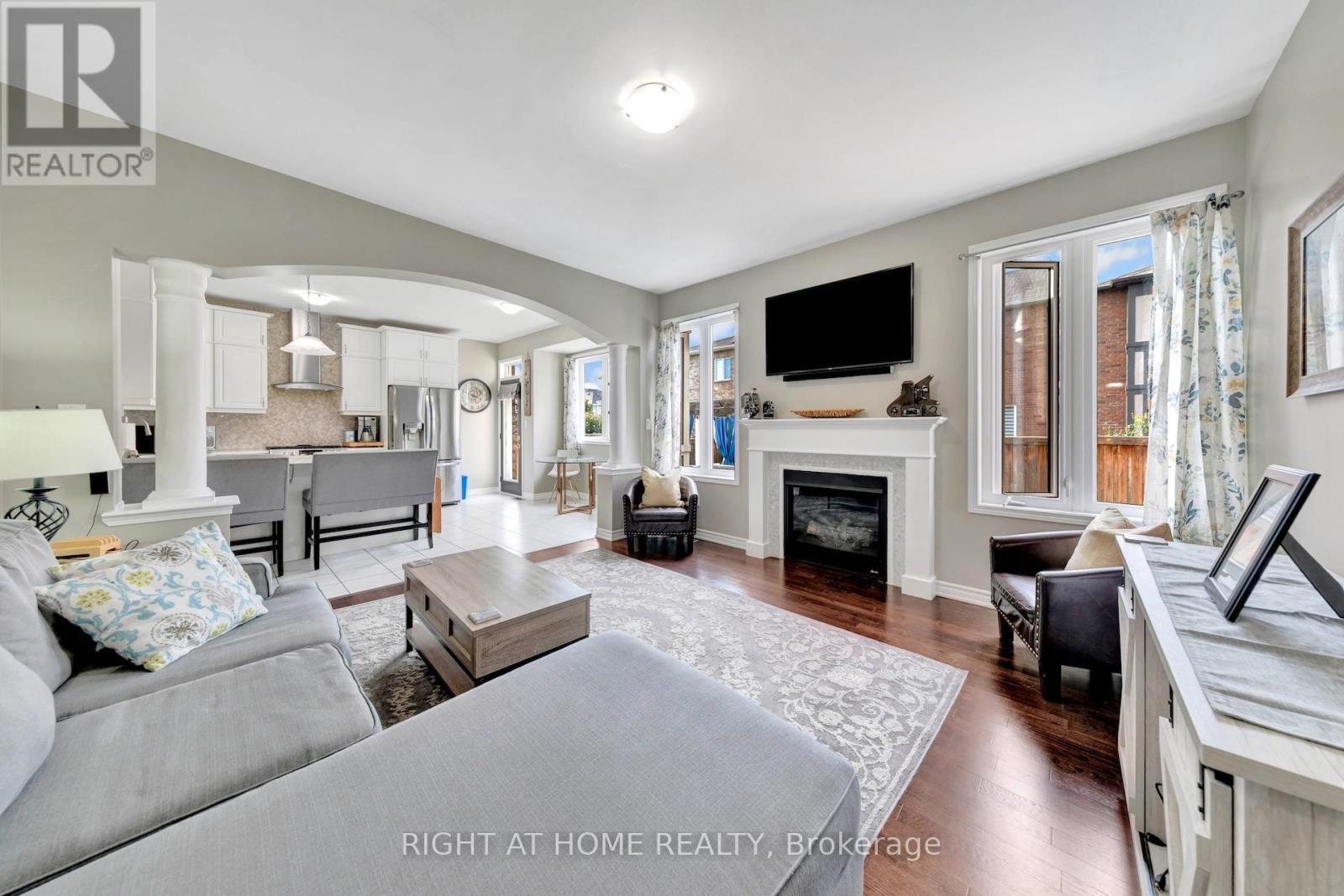 171 Thomas Phillips Drive, Aurora, Ontario  L4G 0X9 - Photo 14 - N13757884