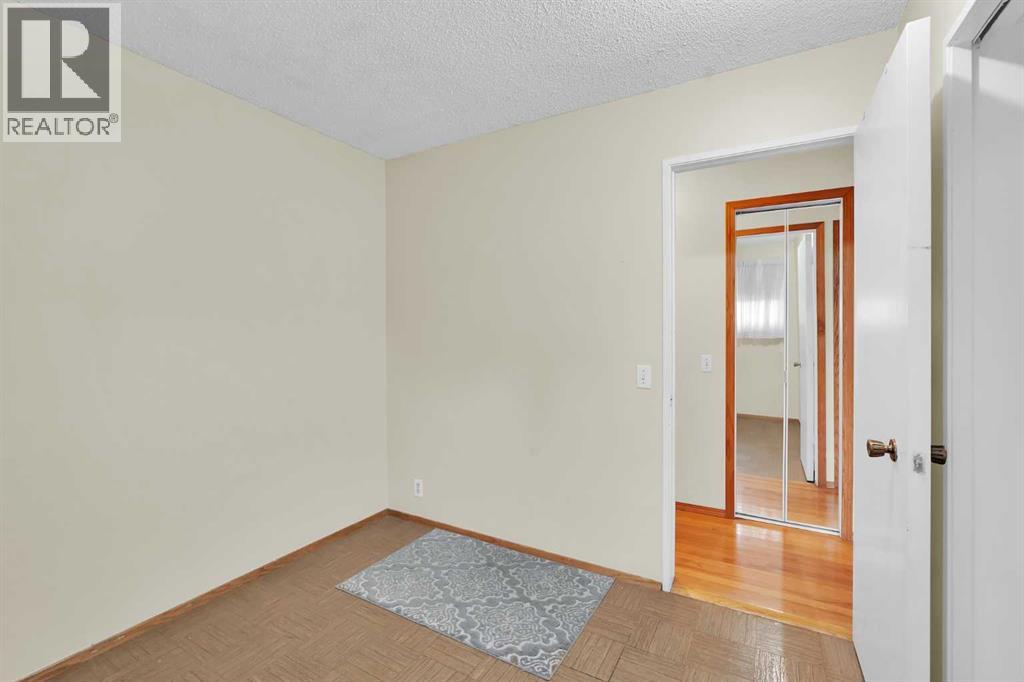 56 Penbrooke Place SE, Calgary, Alberta  T2A 3T9 - Photo 17 - A2340247