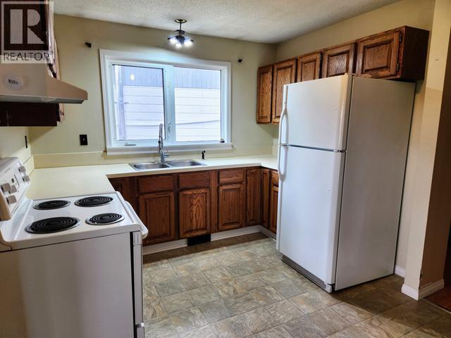 26 OGILVIE CRES photo 10