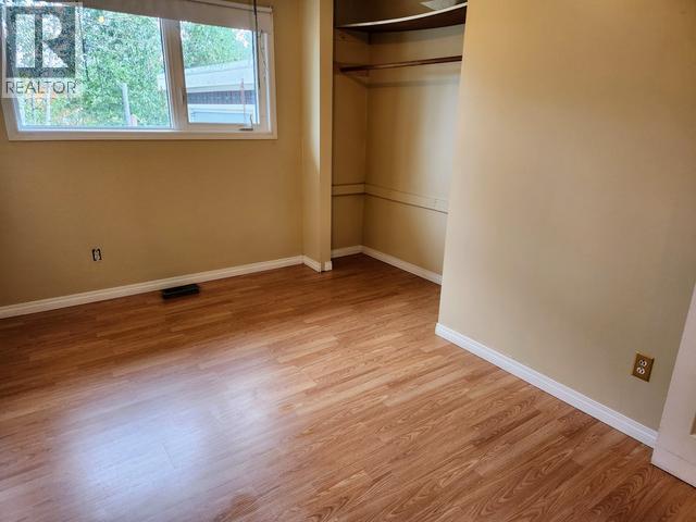 26 OGILVIE CRES photo 11