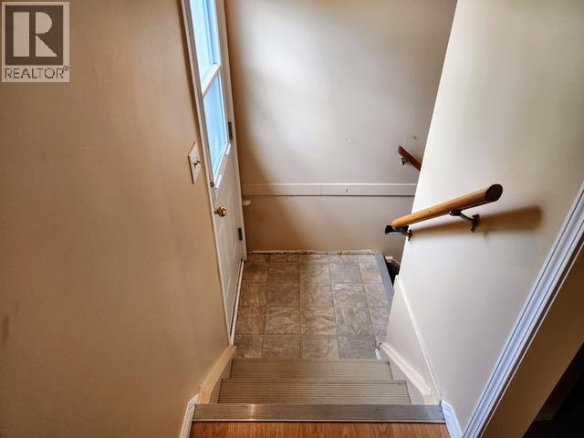 26 OGILVIE CRES photo 18