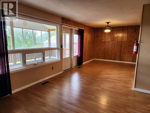 26 OGILVIE CRES photo 7