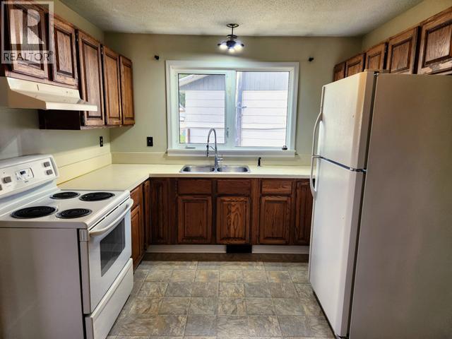 26 OGILVIE CRES photo 9