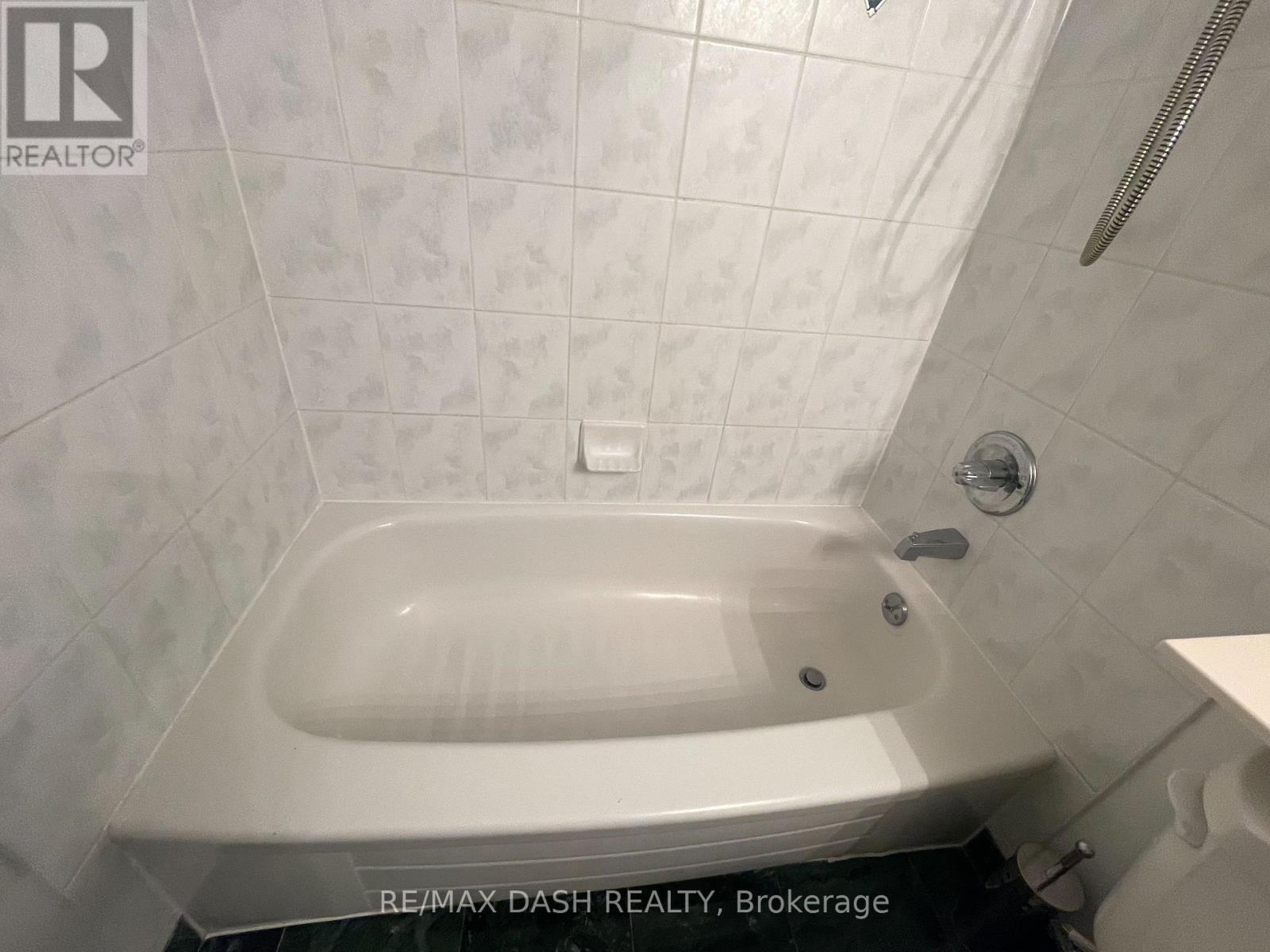 1210 - 750 Bay Street, Toronto, Ontario  M5G 1N6 - Photo 5 - C13757892