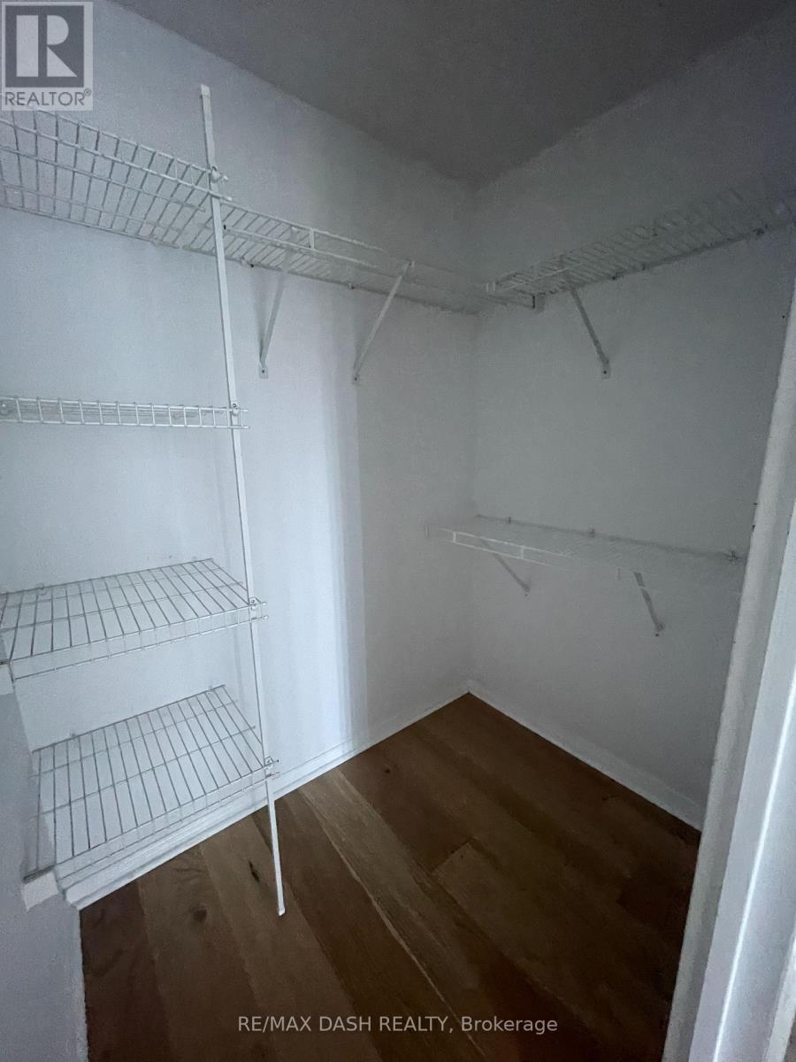 1210 - 750 Bay Street, Toronto, Ontario  M5G 1N6 - Photo 6 - C13757892