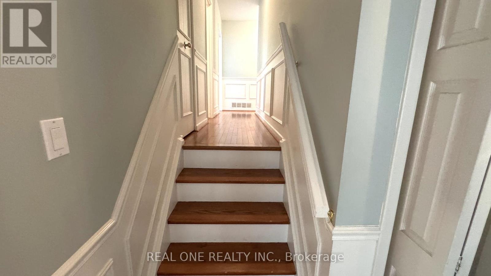 35 Corning Road, Toronto, Ontario  M2J 2L6 - Photo 13 - C13757898