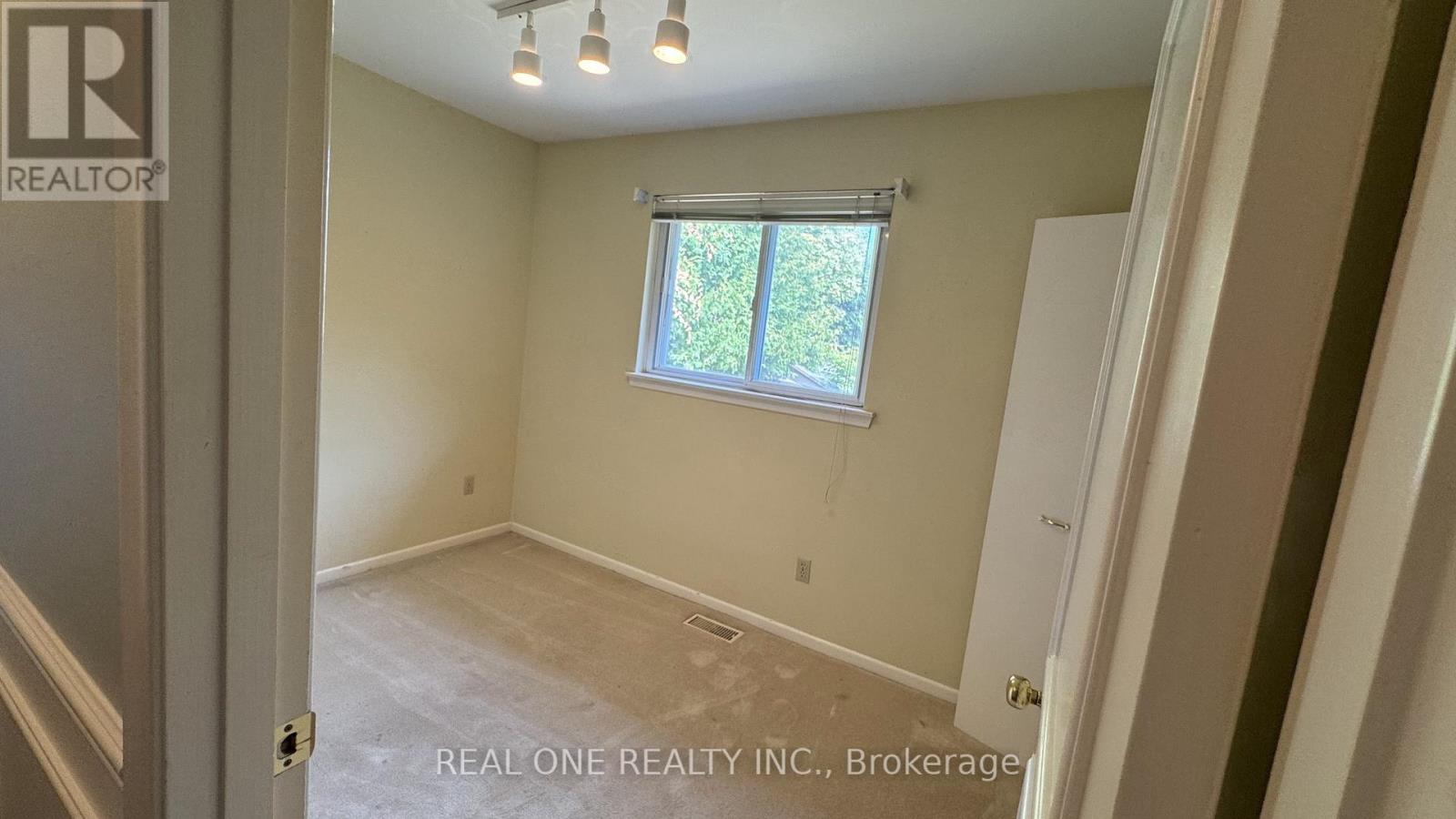 35 Corning Road, Toronto, Ontario  M2J 2L6 - Photo 23 - C13757898
