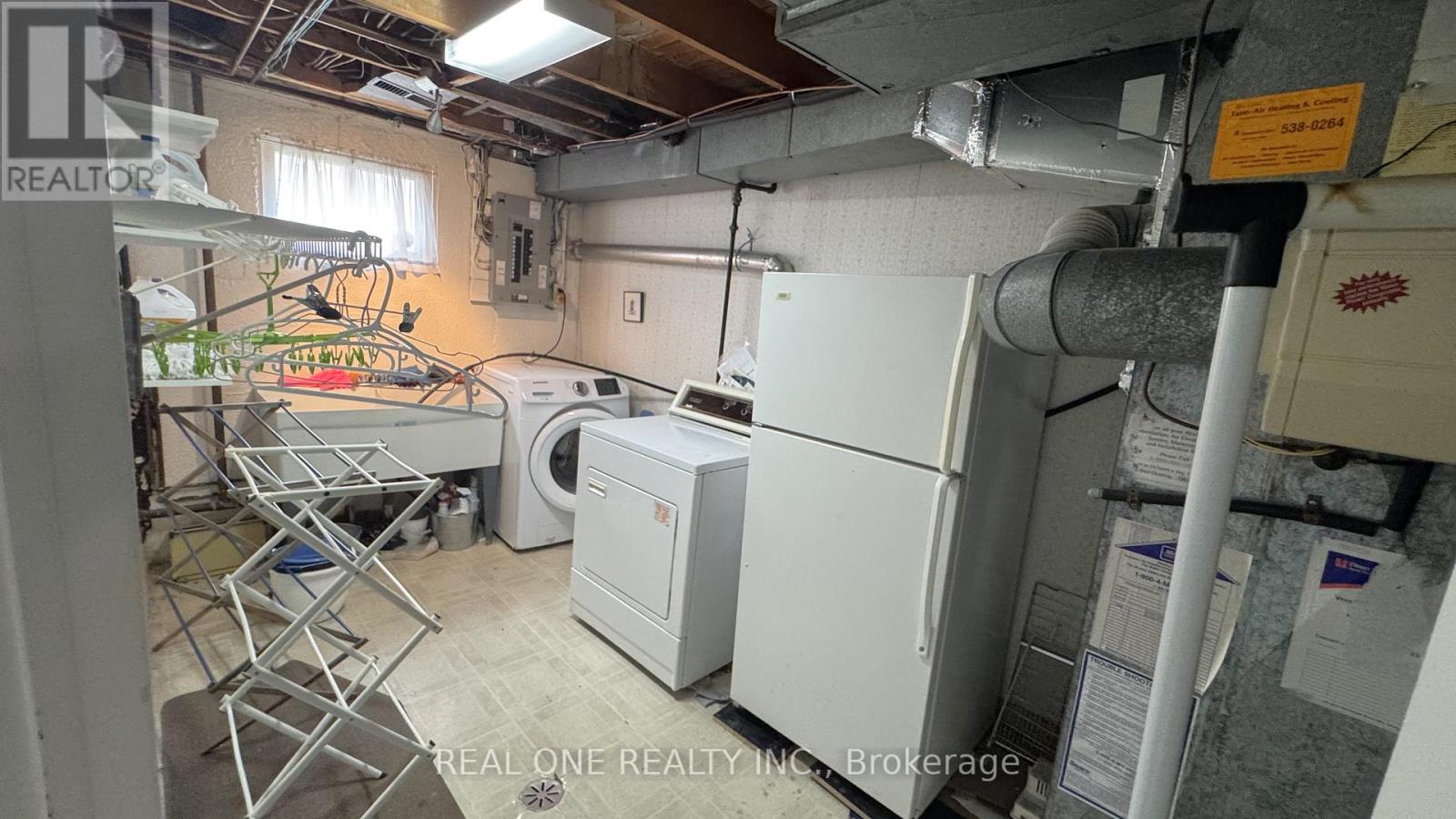 35 Corning Road, Toronto, Ontario  M2J 2L6 - Photo 32 - C13757898