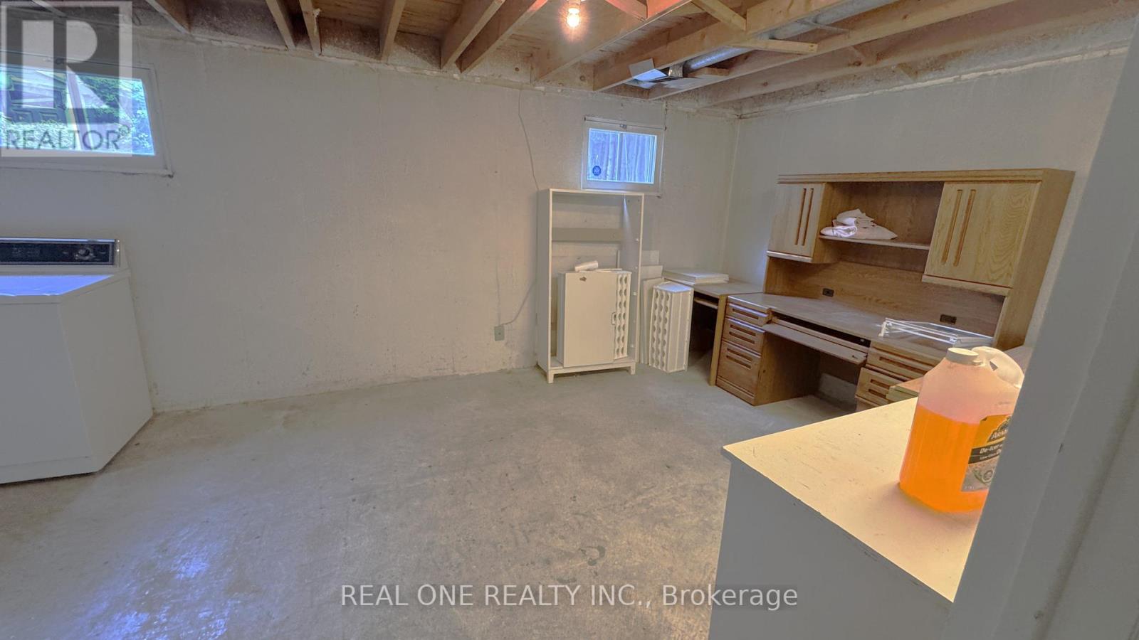 35 Corning Road, Toronto, Ontario  M2J 2L6 - Photo 34 - C13757898