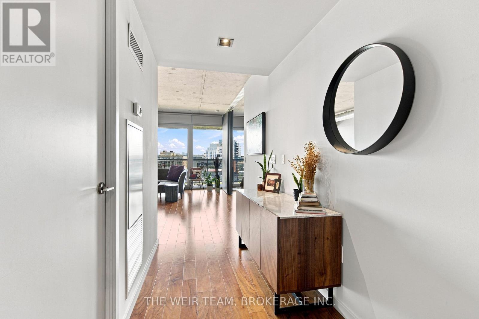 32 Trolley Crescent, Toronto, Ontario  M5A 0E8 - Photo 4 - C13757908