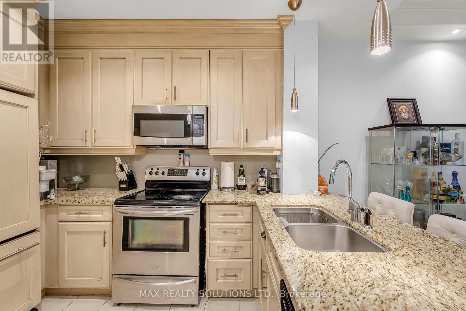 319 - 20 Burkebrook Place, Toronto, Ontario  M4G 0A1 - Photo 15 - C13757920