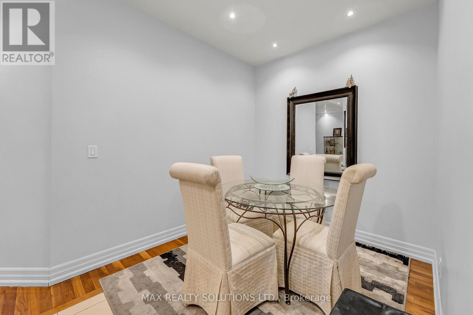 319 - 20 Burkebrook Place, Toronto, Ontario  M4G 0A1 - Photo 18 - C13757920