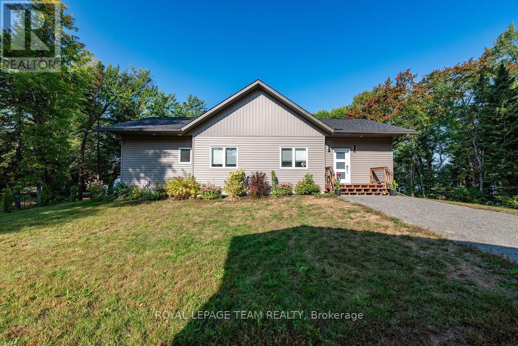 42153 Combermere Road, Madawaska Valley, Ontario  K0J 1B0 - Photo 13 - X13757900