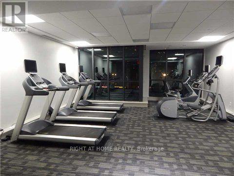 1101 - 55 Eglinton Avenue W, Mississauga, Ontario  L5R 0E4 - Photo 24 - W13757916