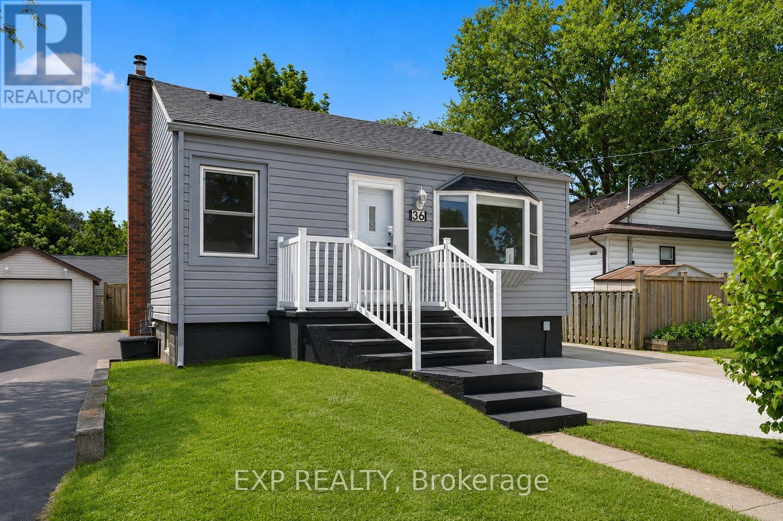 36 Mahony Avenue, Hamilton, Ontario  L8H 3C5 - Photo 4 - X13757936