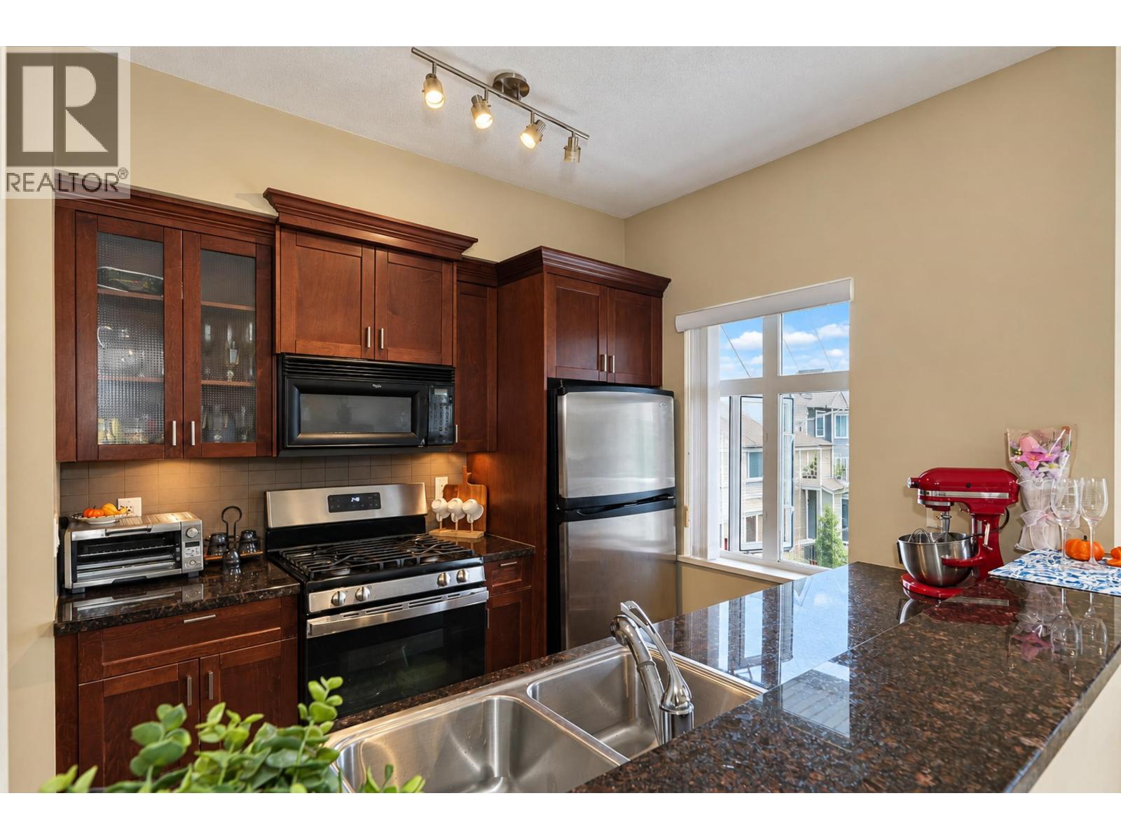 115 7388 Macpherson Avenue, Burnaby, British Columbia  V5J 0A1 - Photo 15 - R3162469