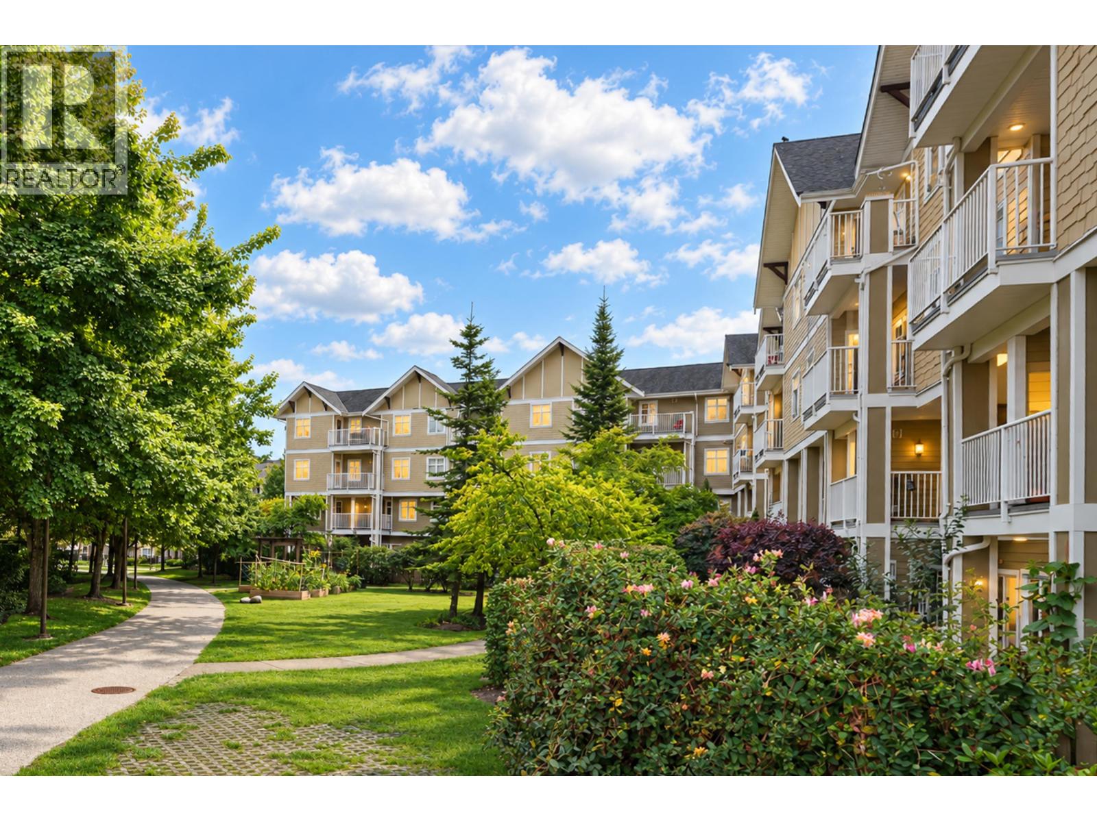 115 7388 Macpherson Avenue, Burnaby, British Columbia  V5J 0A1 - Photo 2 - R3162469