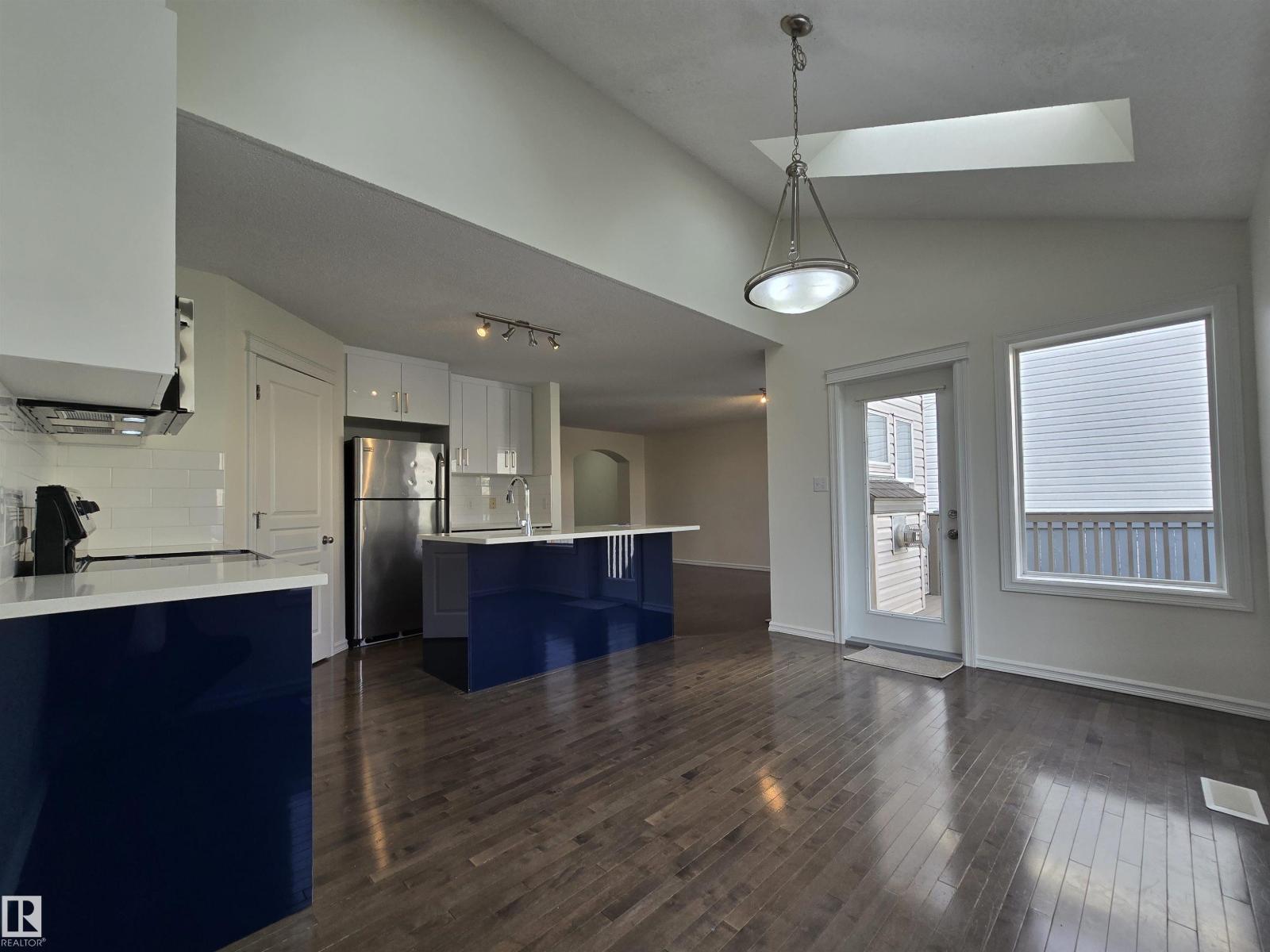 21208 89A AV NW, Edmonton, Alberta