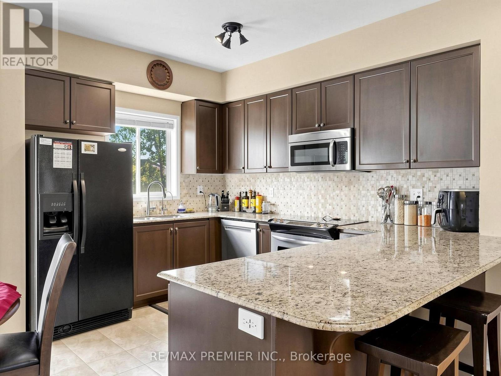 95 John Bell Crescent, Toronto, Ontario  M1L 0G5 - Photo 10 - E13747252